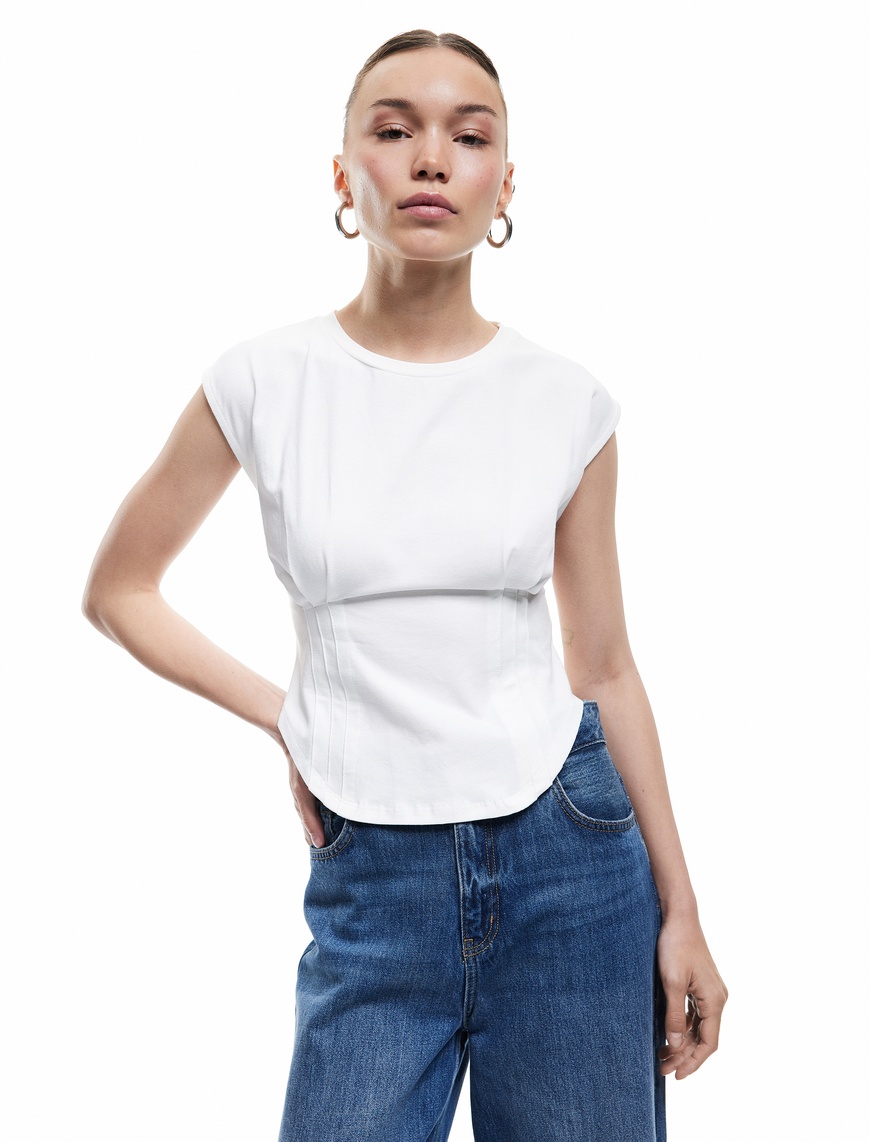   Bisiklet Yaka Korse Detaylı Slim Fit Kolsuz Crop Tişört