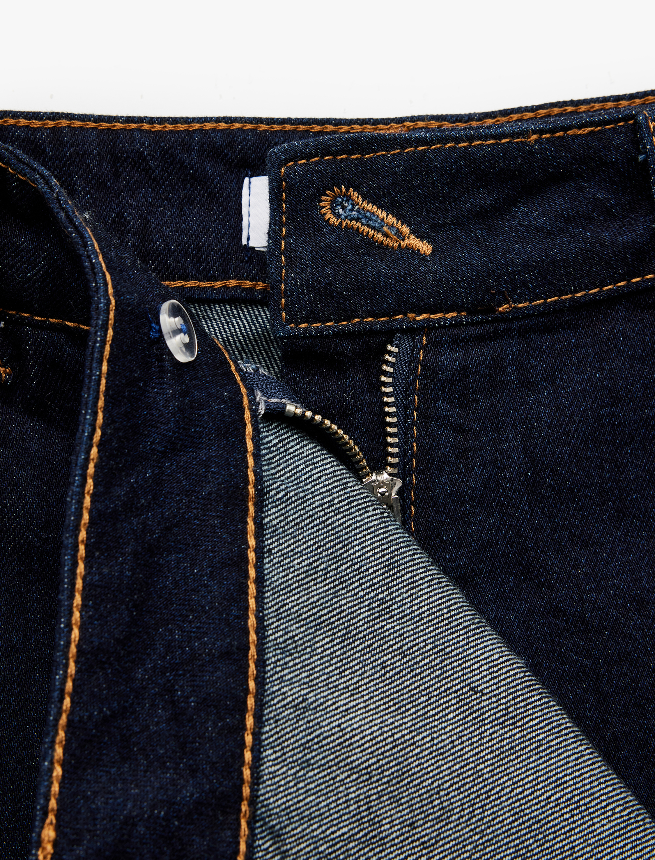   Pamuklu Düğme Detaylı Cepli Asimetrik Denim Mini Şort Etek