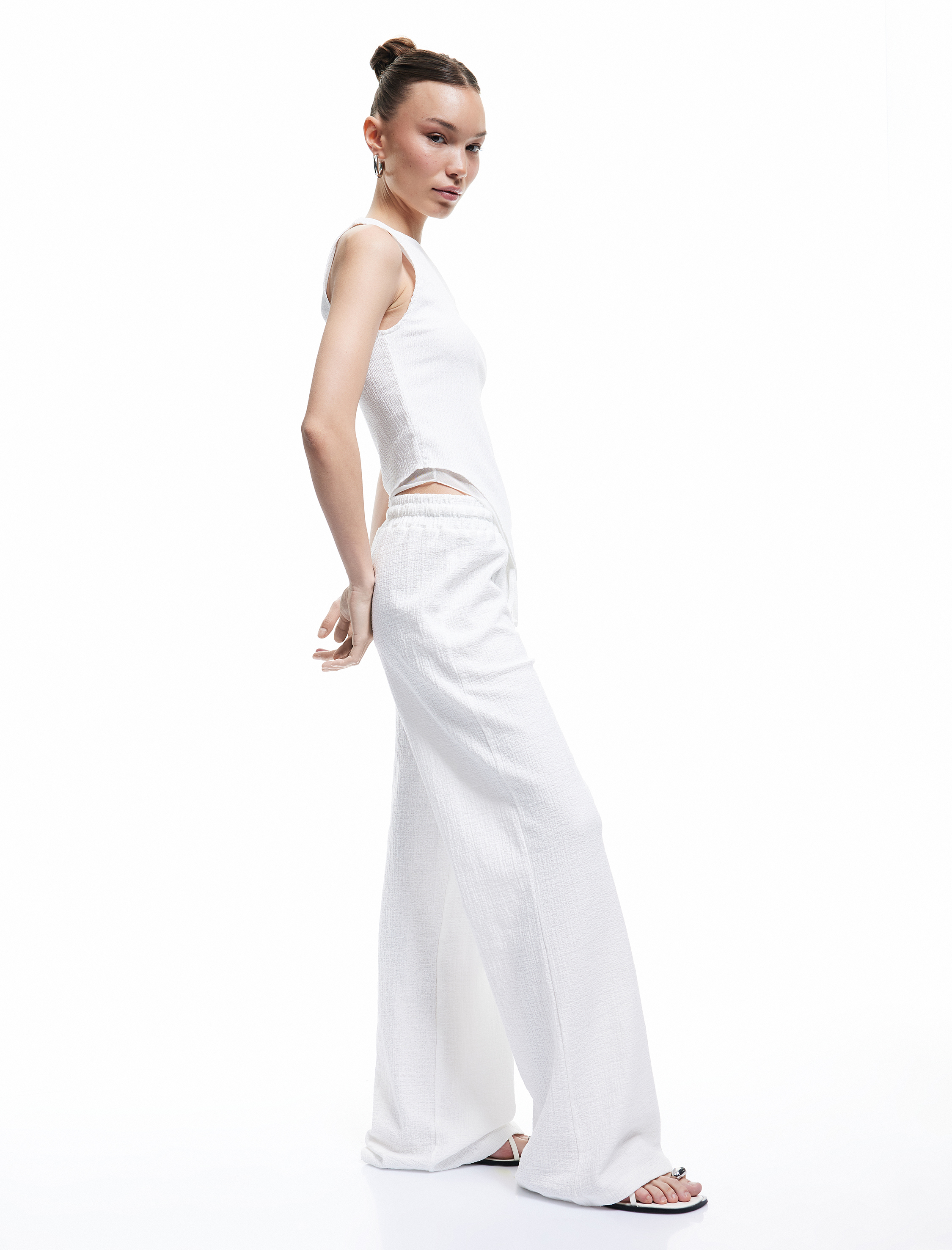   Pamuklu Bürümcük Rahat Kalıp Yüksek Bel Bağcıklı Geniş Paça Pantolon