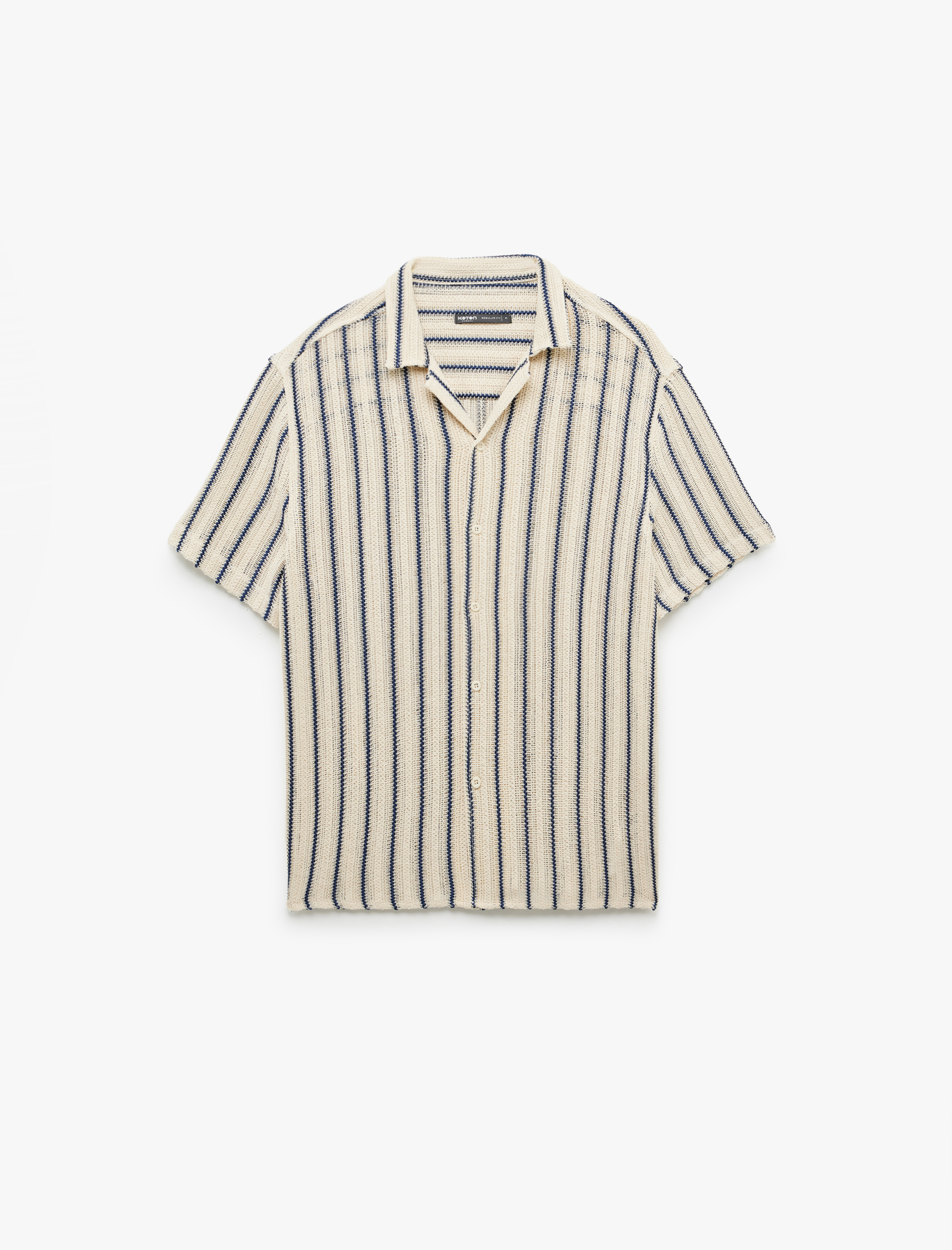   Pamuklu Regular Fit Apaş Yaka Düğmeli Kısa Kollu Ajurlu Çizgili Gömlek