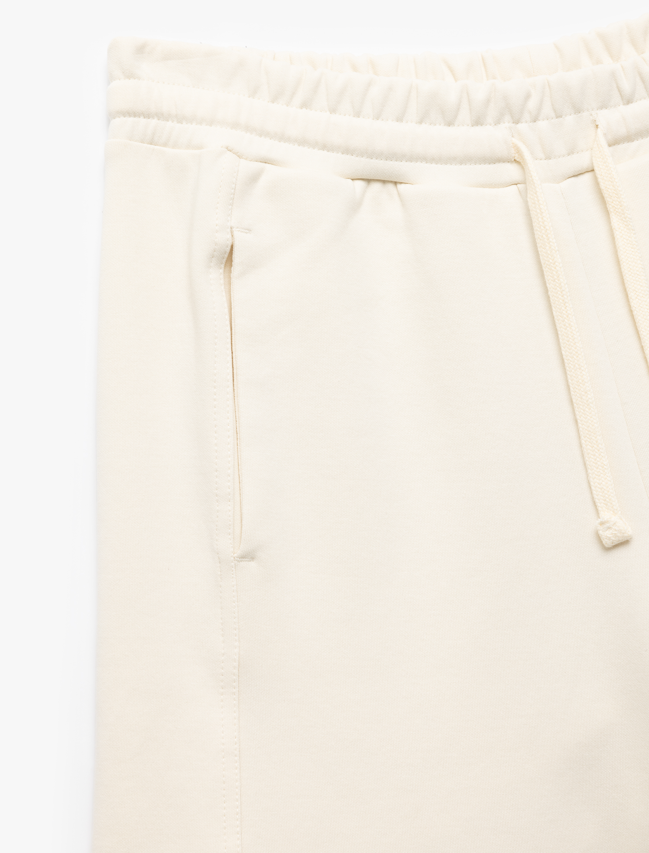   Dikiş Detaylı Cepli Pamuklu Beli Bağcıklı Kısa Şort