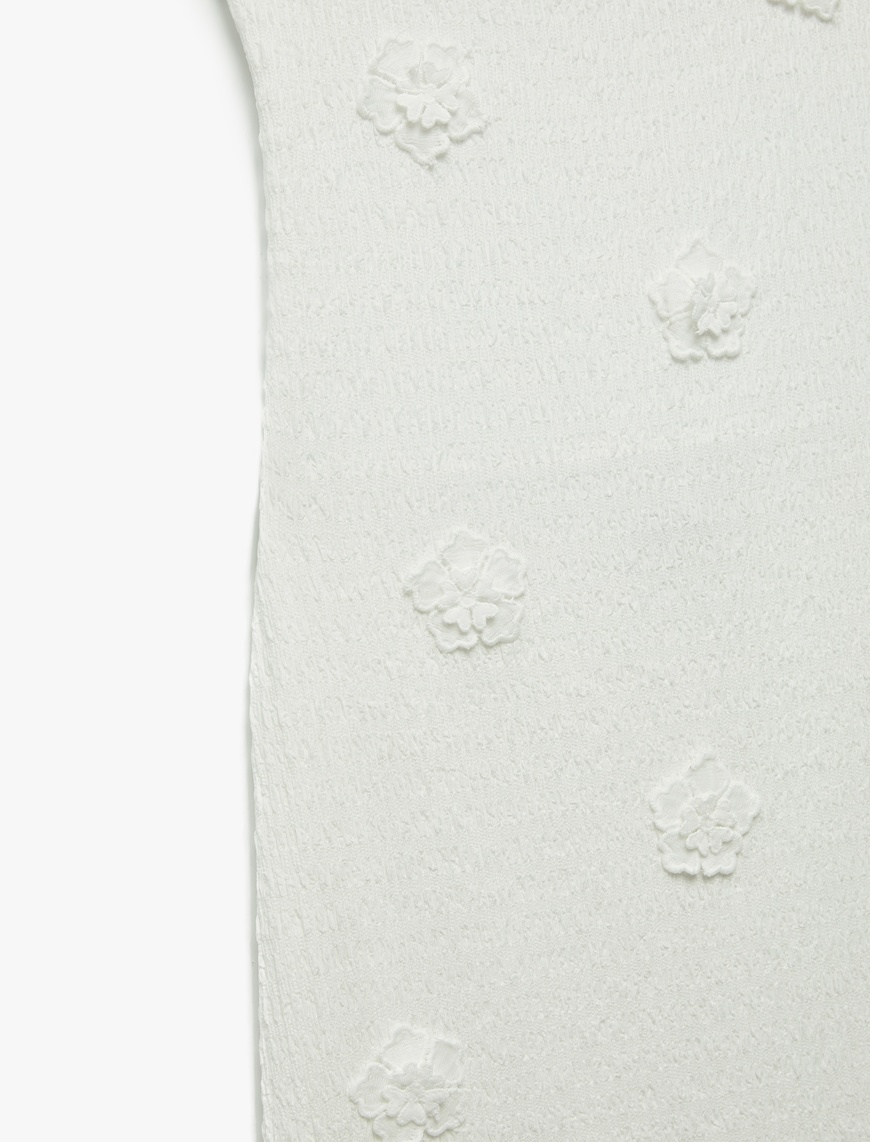   Koton X Sibil Çetinkaya - Slim Fit Astarlı Çiçek Aplike Detaylı İnce Askılı Midi Boy Elbise
