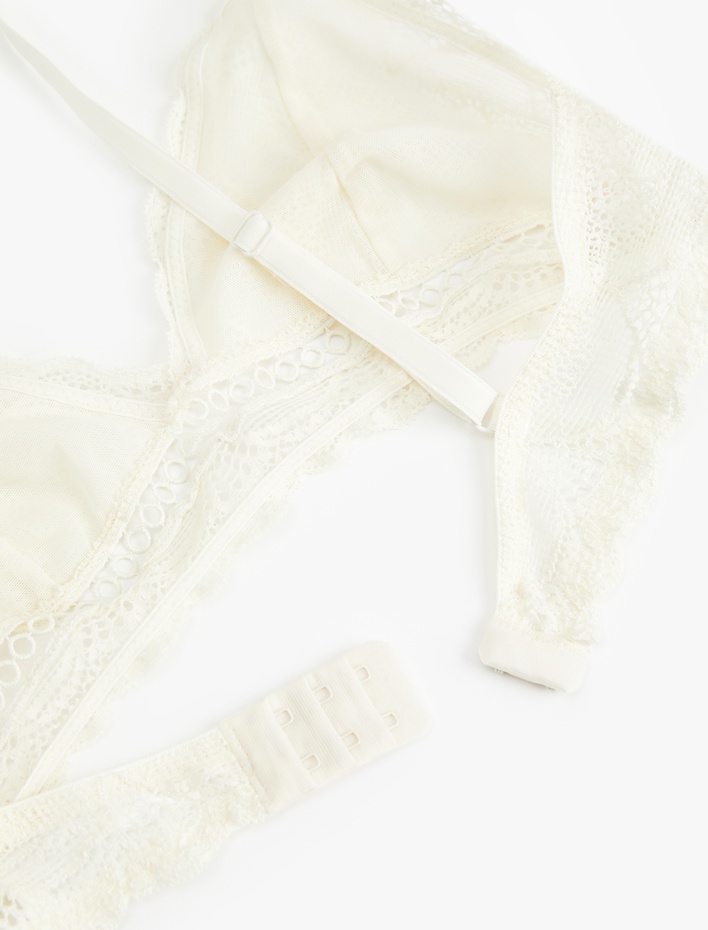  Balensiz Dolgusuz Dantelli Bralet Sütyen