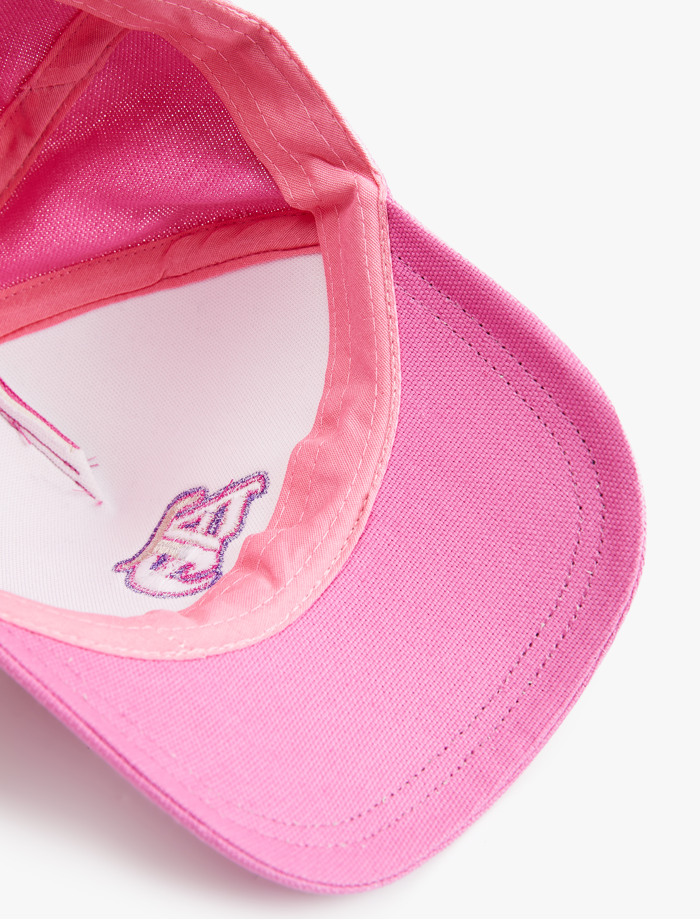  Kadın İşleme Detaylı Pamuklu Kep Şapka