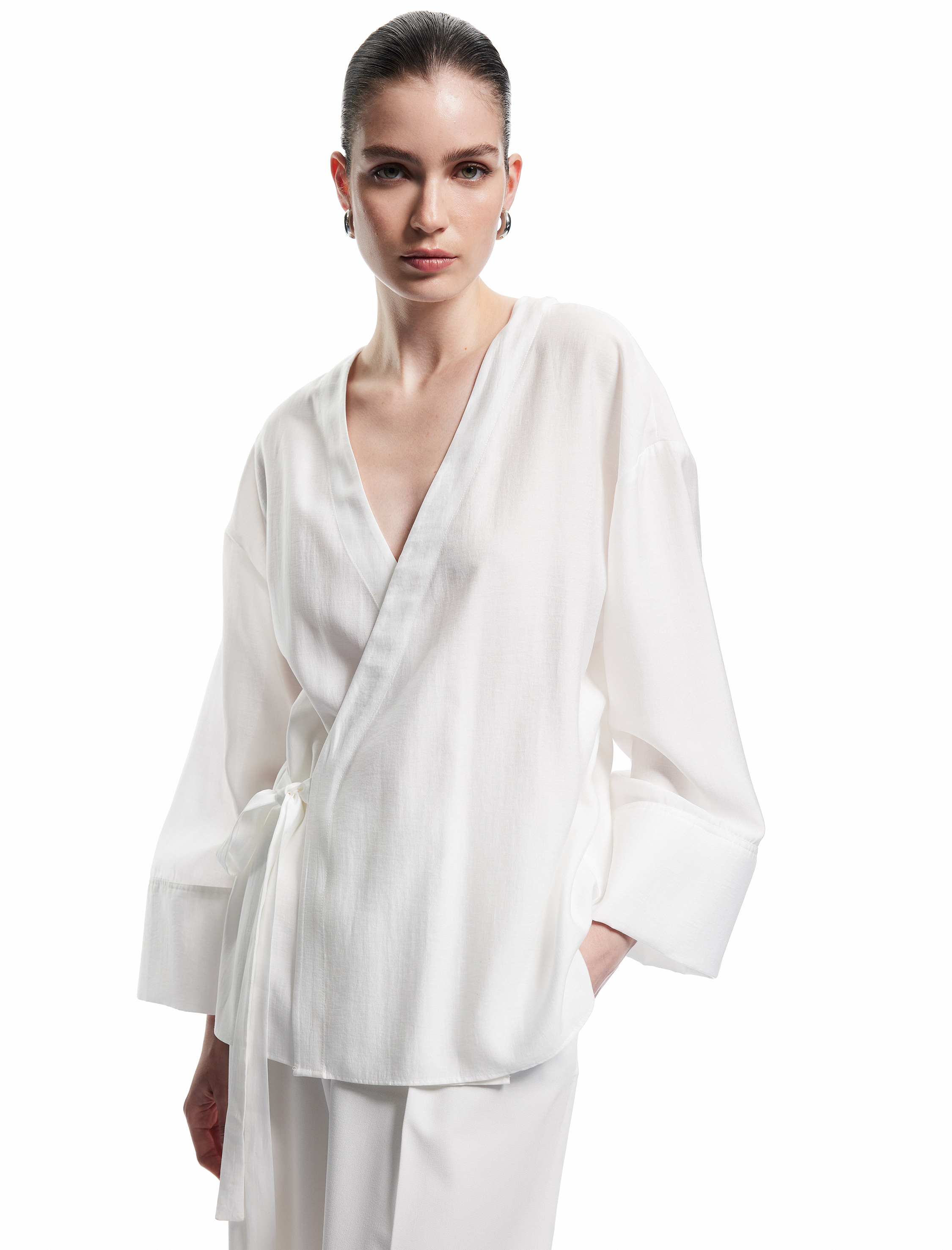   V Yaka 3/4 Geniş Kol Yandan Bağlama Detaylı Kimono