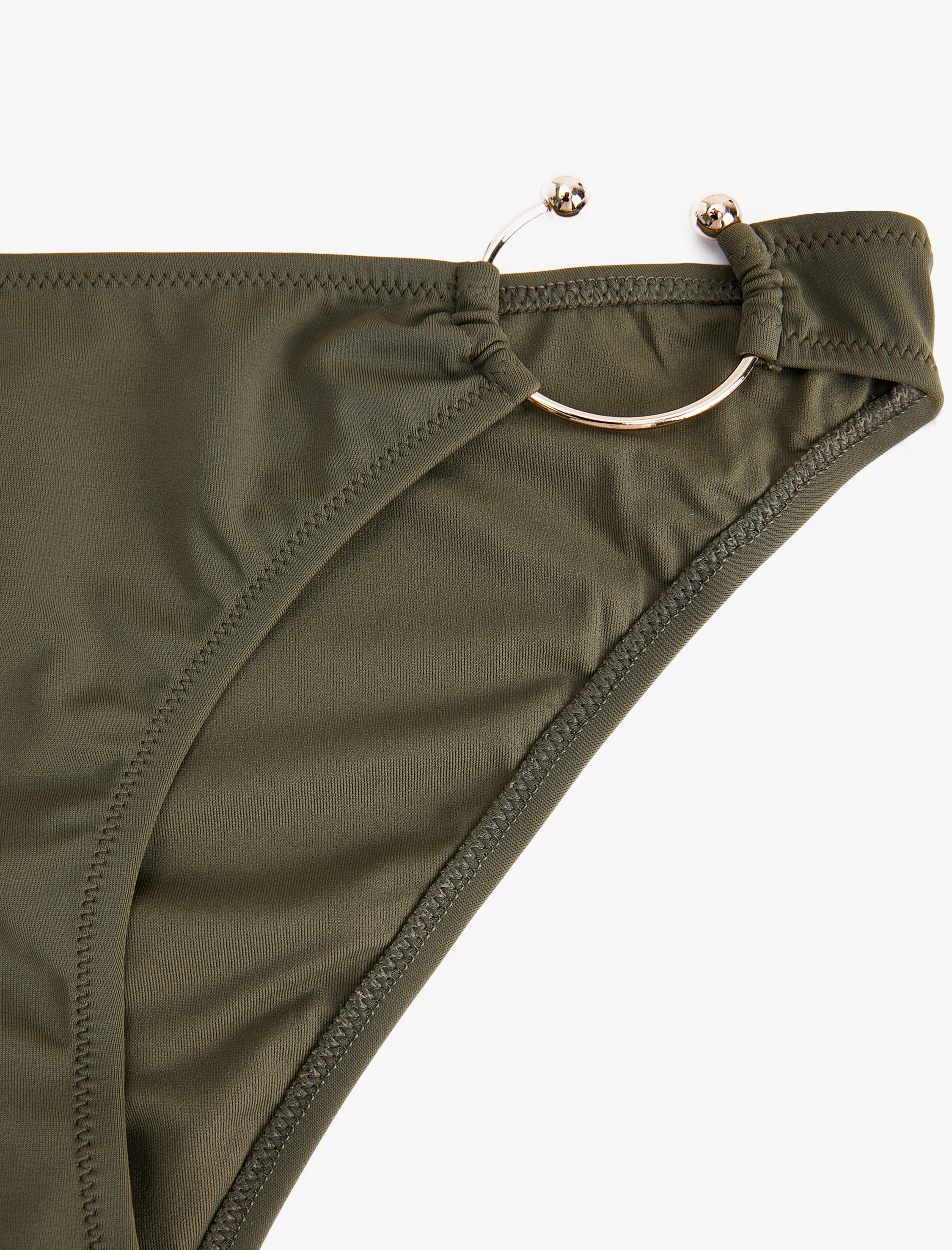   Metal Aksesuarlı Yüksek Bel Bikini Altı