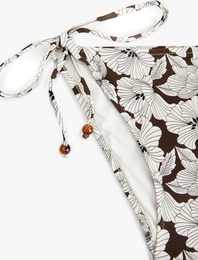 Boncuk Detaylı İpli Çiçekli Bikini Altı