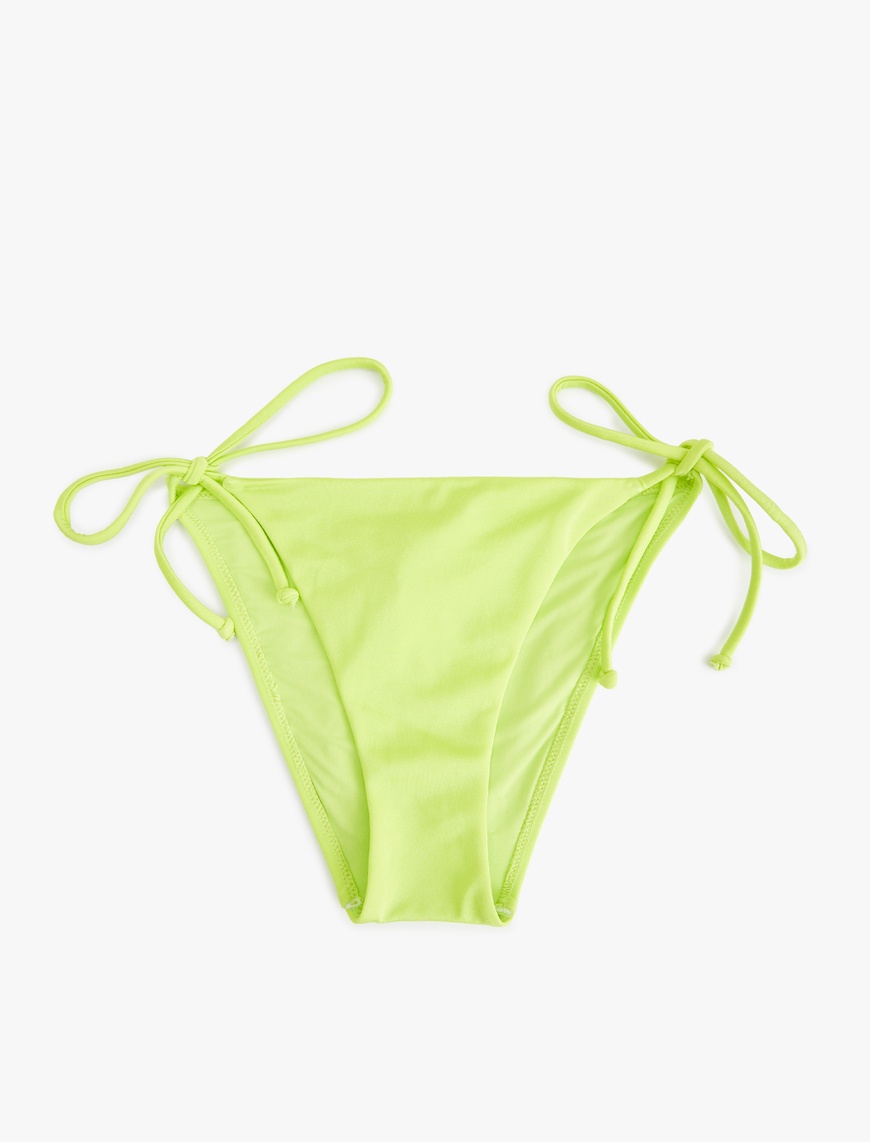   Astarlı Biyeli Bağcıklı Yanları İpli Parlak Bikini Altı