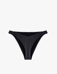 Astarlı Asimetrik Kesim Bikini Altı