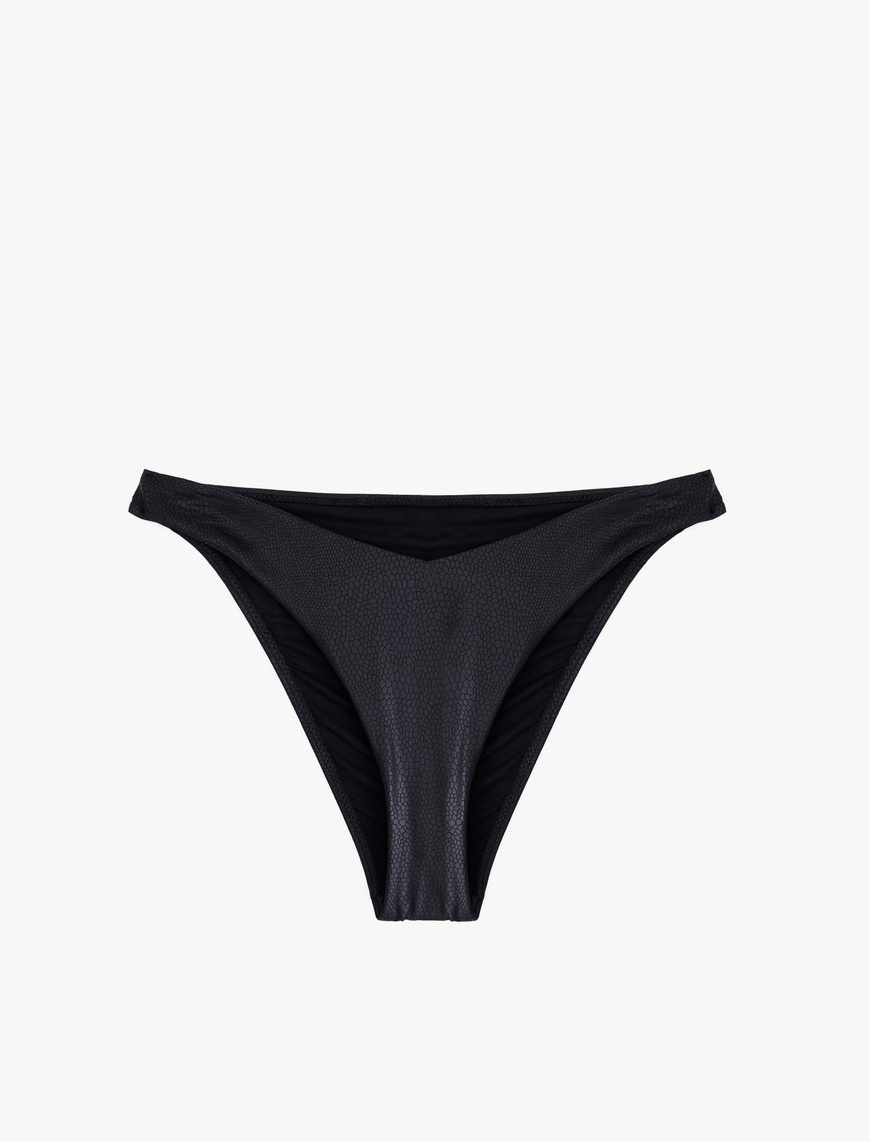   Astarlı Asimetrik Kesim Bikini Altı