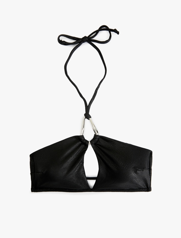  Metal Aksesuarlı Pencere Detaylı Bağlamalı Halter Yaka Parlak Bikini Üstü