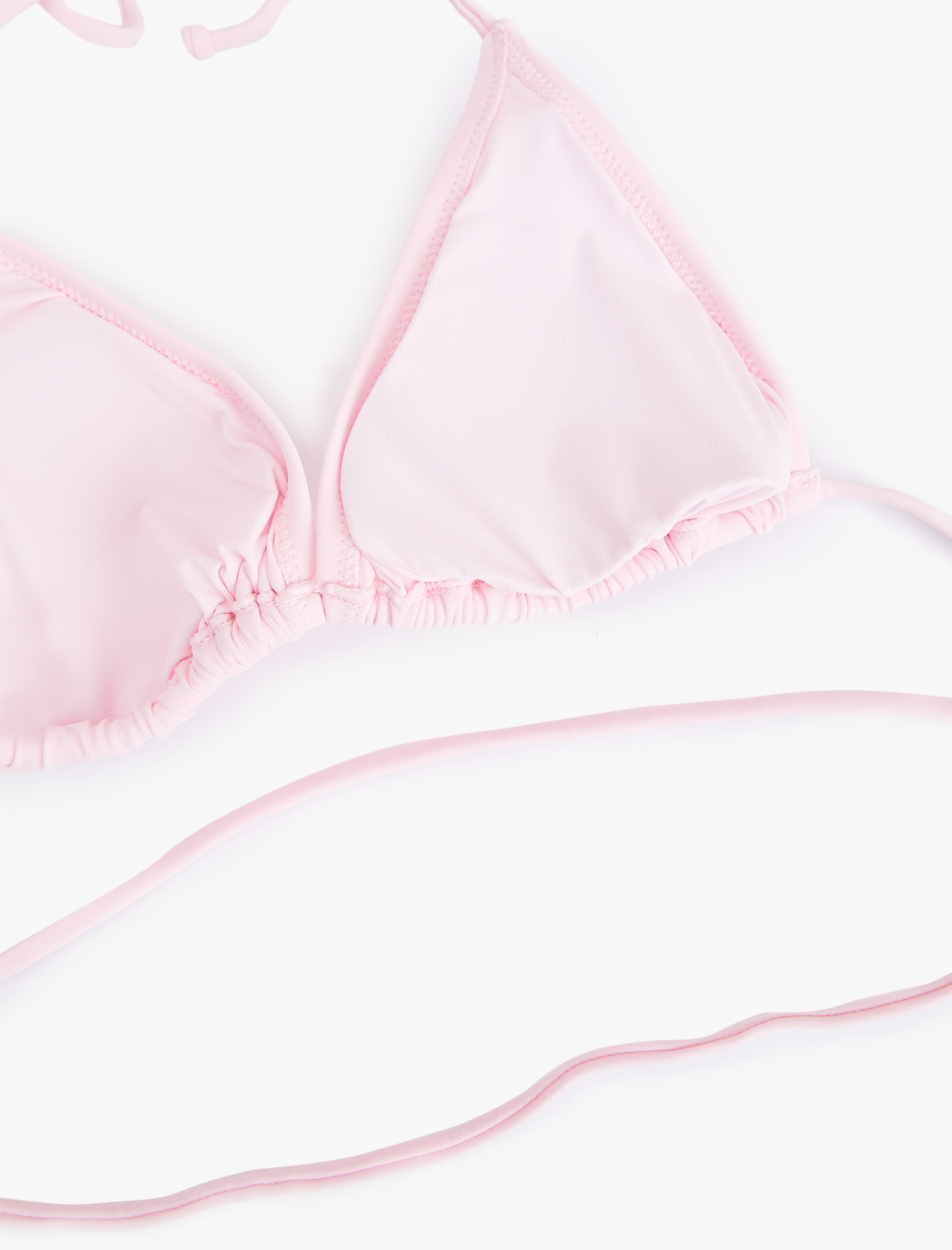   Boyundan Bağlamalı Üçgen Bikini Üstü