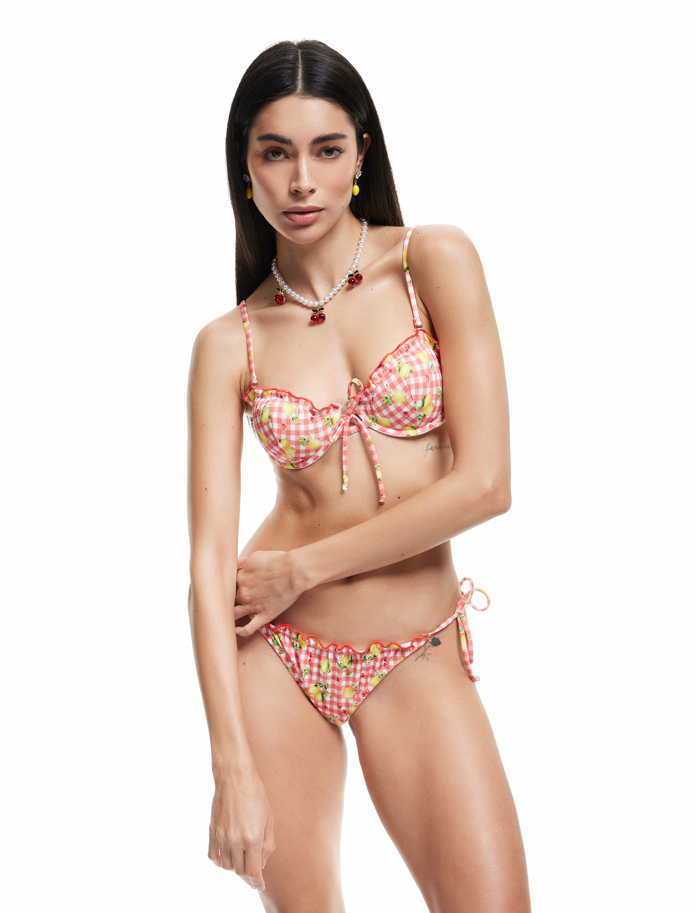   Koton X Sibil Çetinkaya - Pötikareli Limon-Kiraz Baskılı Fırfırlı İpli Bikini Altı