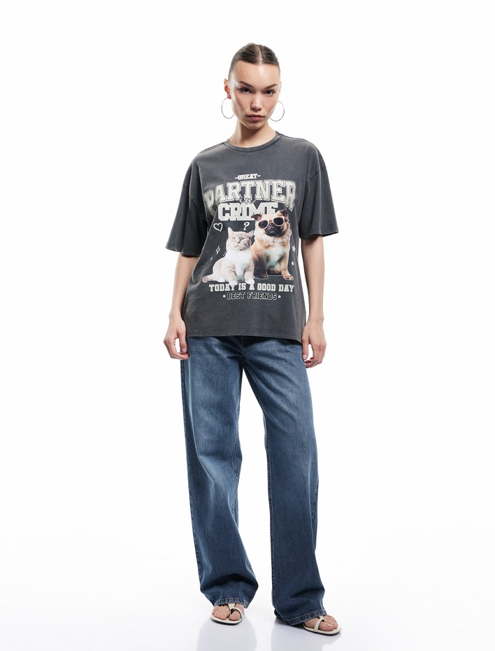  Bisiklet Yaka Kısa Kollu Pamuklu Kedi ve Köpek Baskılı Oversize Tişört