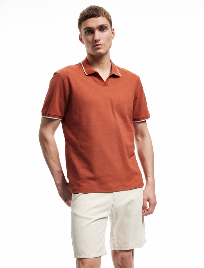  Kontrast Detaylı Pamuklu Pike Kumaş Kısa Kollu Slim Fit Polo Yaka Tişört