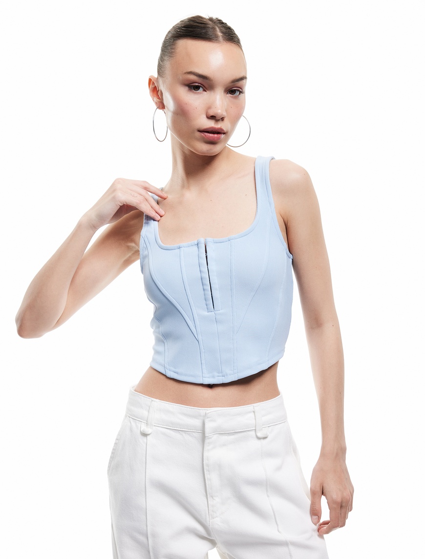   Kare Yaka Korse Detaylı Kolsuz Slim Fit Crop Bluz