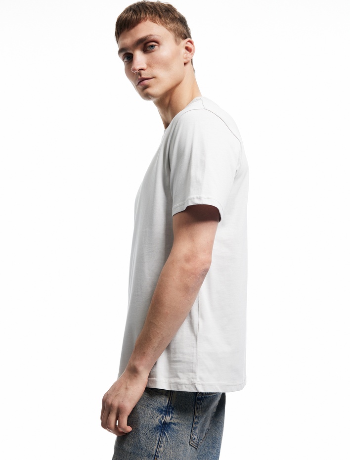  Kısa Kollu Bisiklet Yaka Regular Fit Pamuklu Minimal Baskılı Tişört