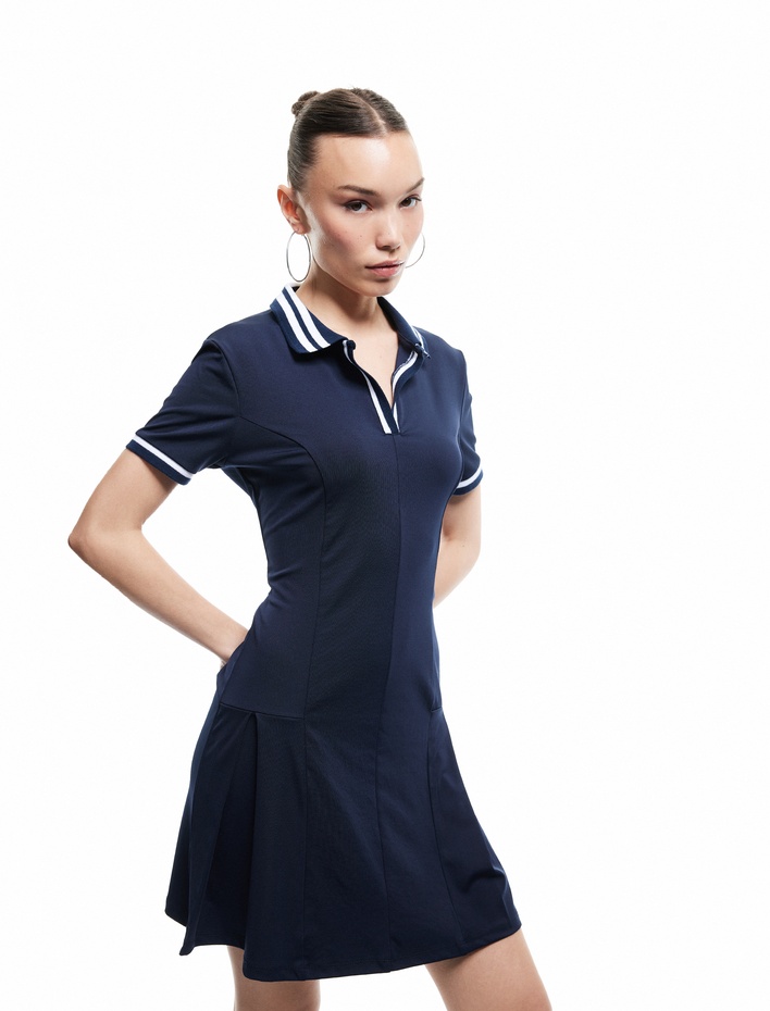  Kısa Kollu Çizgili Mini Pileli Polo Yaka Elbise