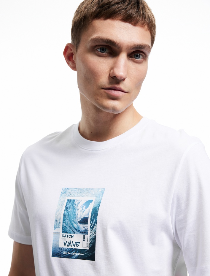  Kısa Kollu Regular Fit Bisiklet Yaka Pamuklu Baskılı Tişört