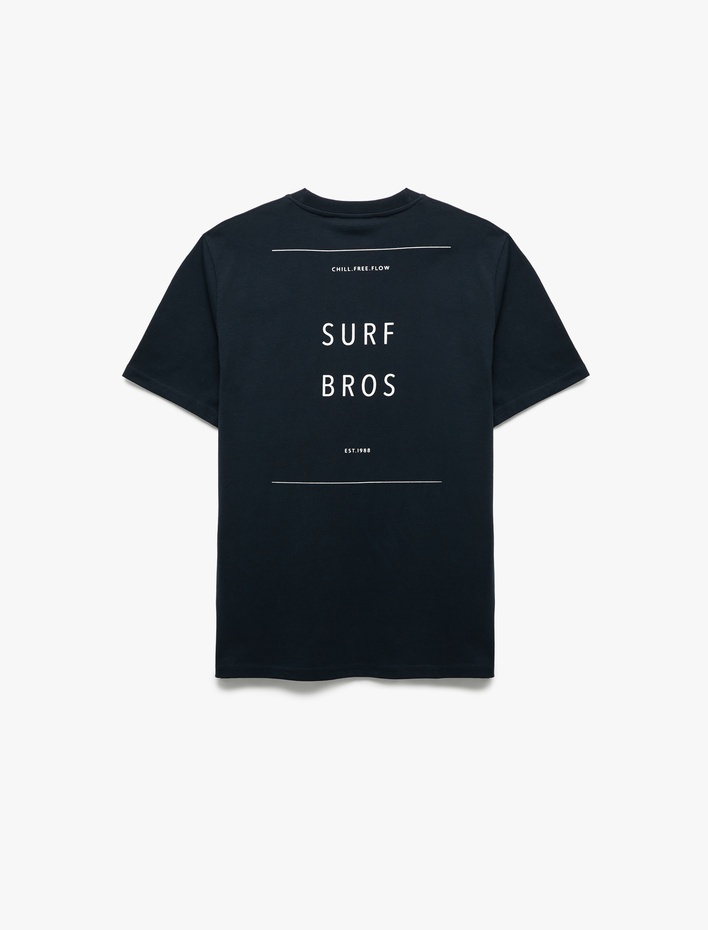  Bisiklet Yaka Kısa Kollu Regular Fit Pamuklu Arkası Baskılı Tişört