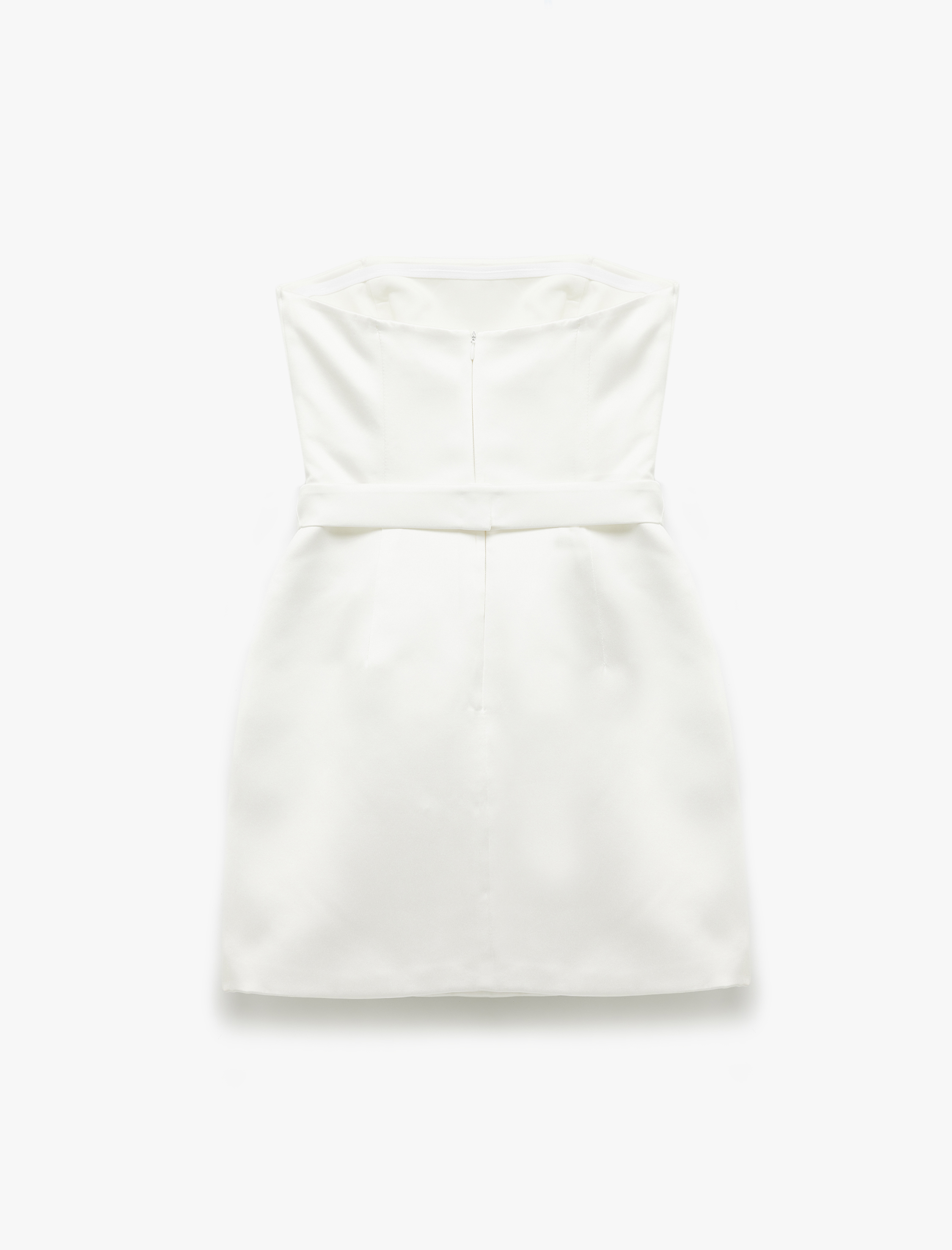   Straplez Yaka Fiyonklu Kolsuz Dar Kesim Mini Saten Abiye Elbise