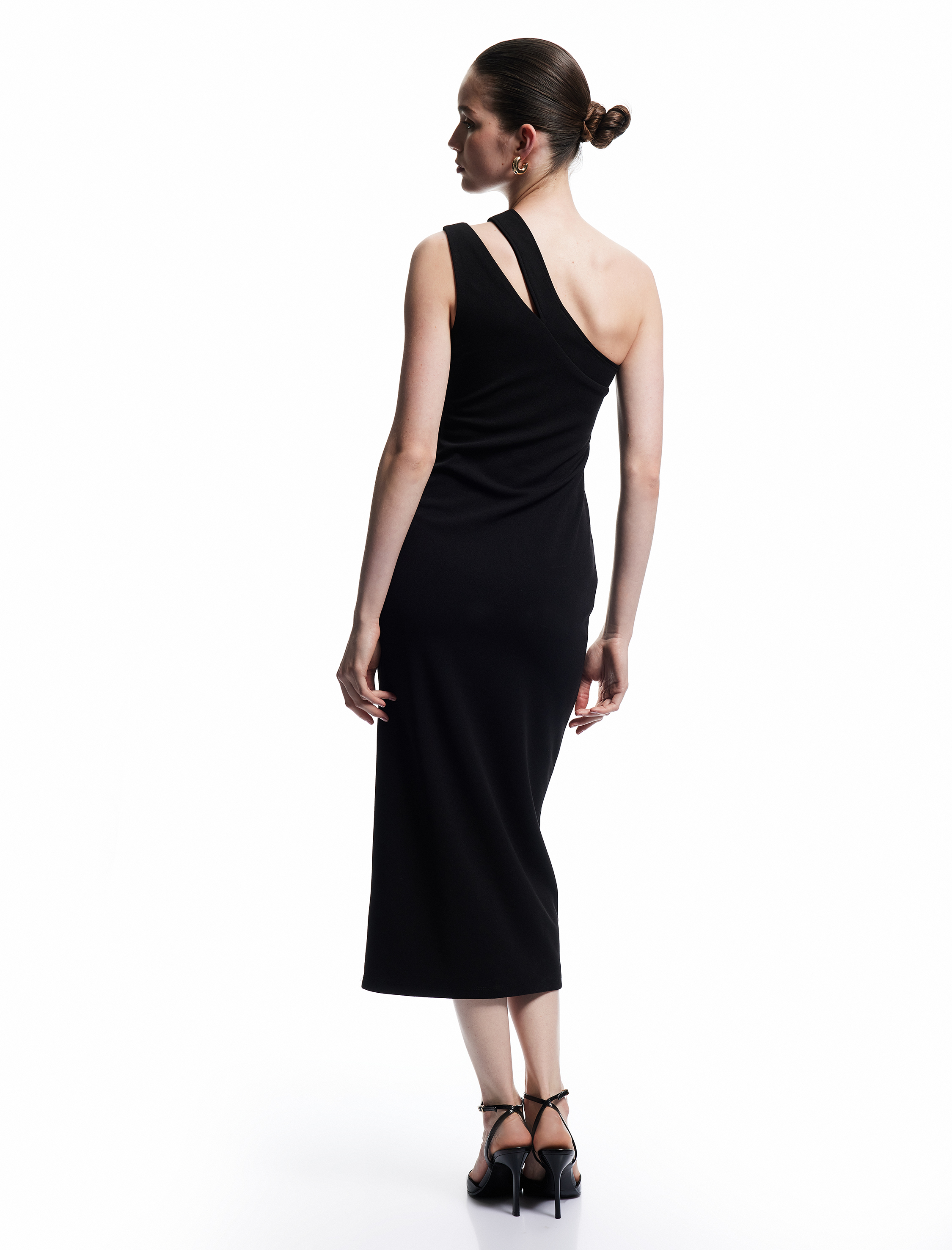   Tek Omuz Pencere Detaylı Kolsuz Taş İşlemeli Krep Midi Abiye Elbise