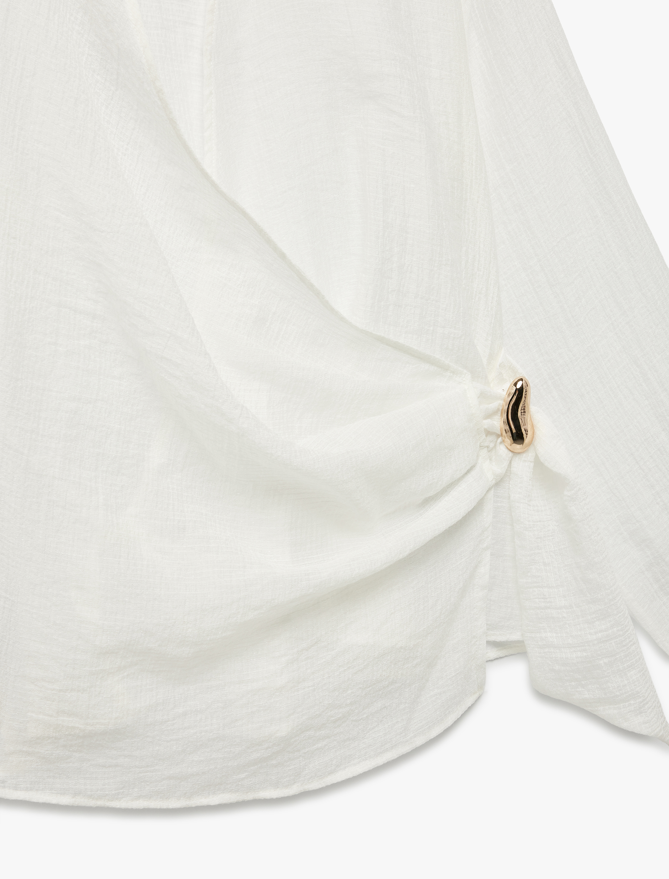   Viskon Kumaş Rahat Kalıp Aksesuar Detaylı Uzun Kollu Kruvaze Gömlek