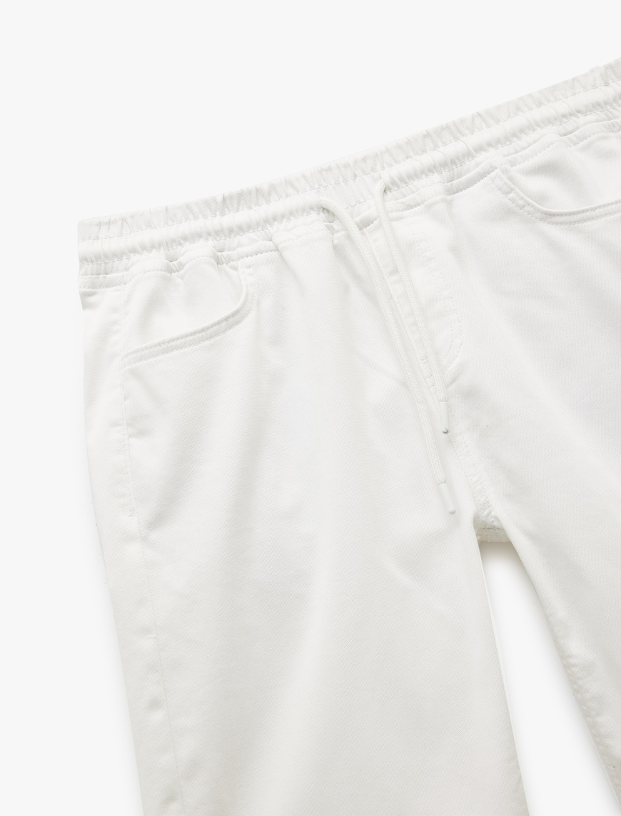   Beli Bağcıklı Cep Detaylı Bermuda Slim Fit Jean Şort