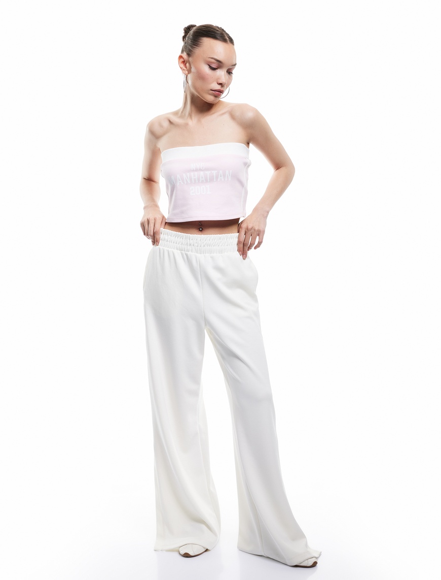   Straplez Yaka Şerit Detaylı Kolsuz Baskılı Crop Bluz