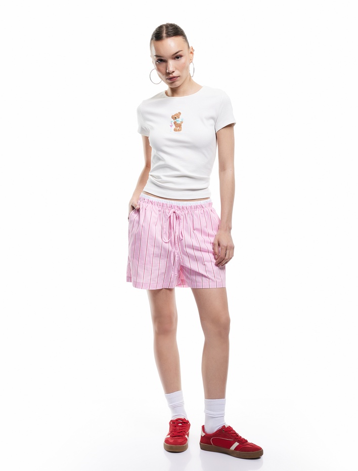  Bisiklet Yaka Kısa Kollu Ayıcık Baskılı Tişört