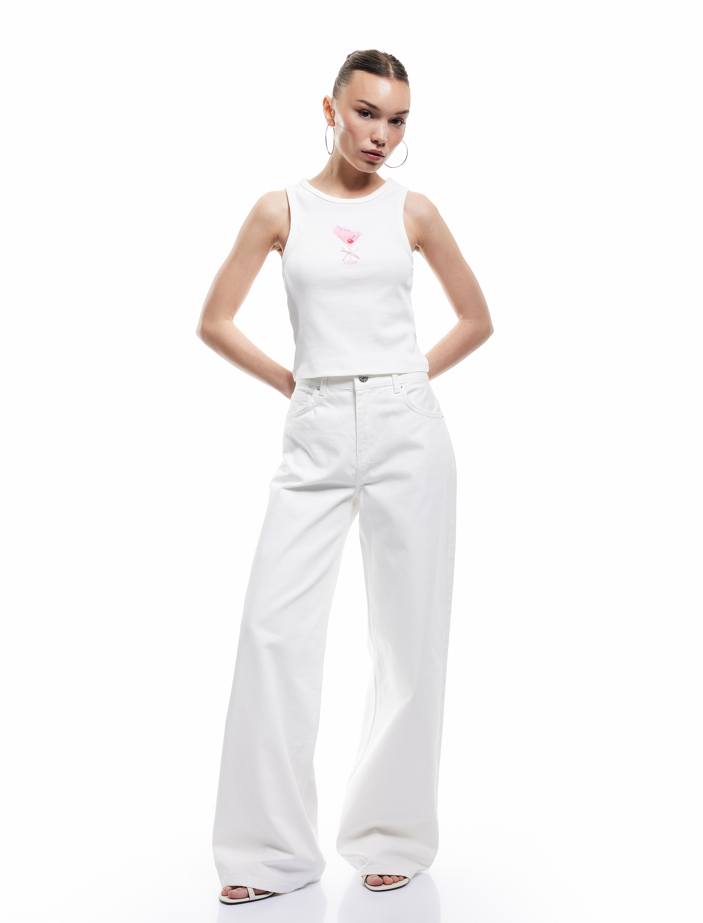   Bisiklet Yaka Kolsuz Fiyonk Detaylı Baskılı Kaşkorse Bluz