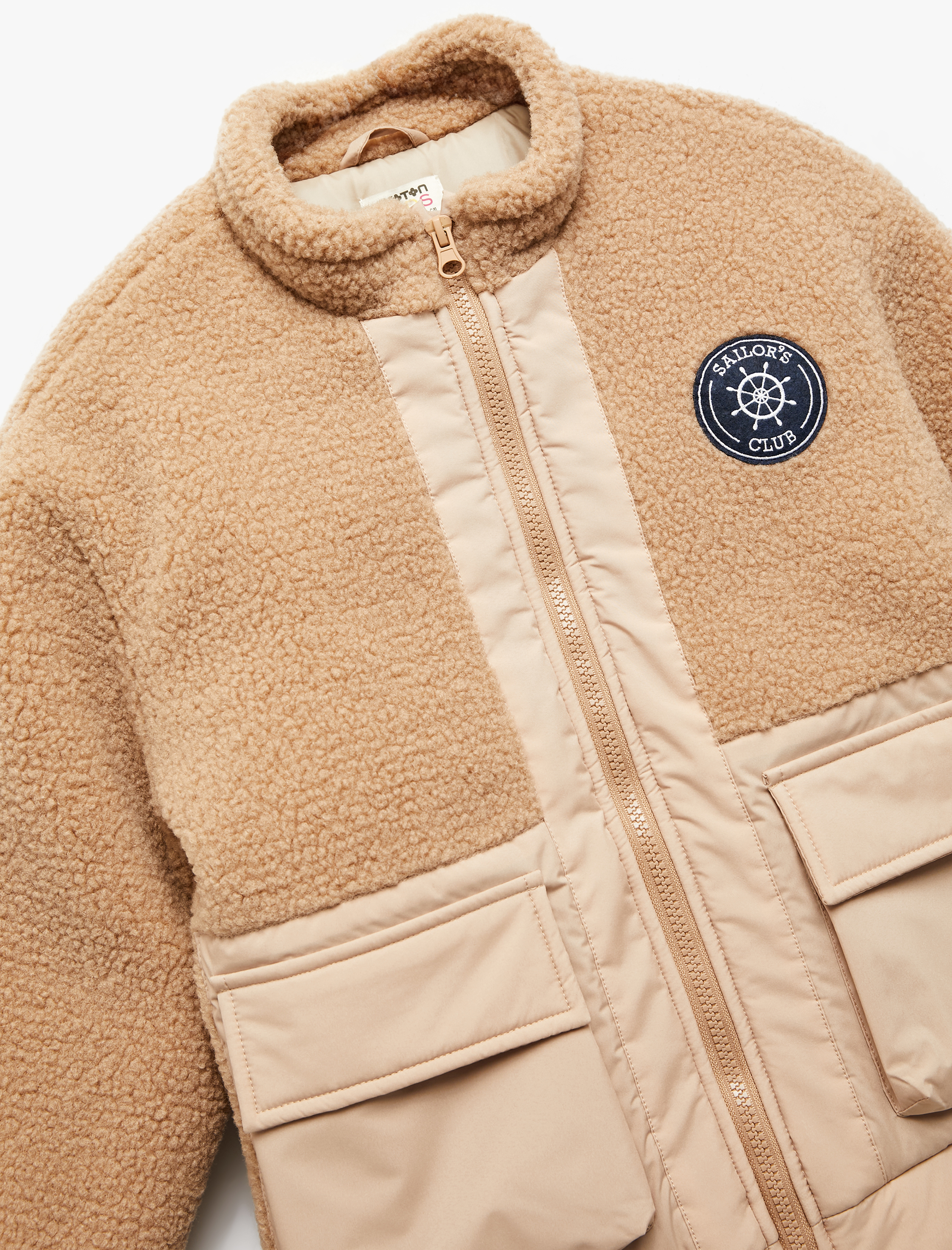  Erkek Çocuk Uzun Kollu Dik Yaka Fermuarlı Cepli Polar Detaylı Ceket