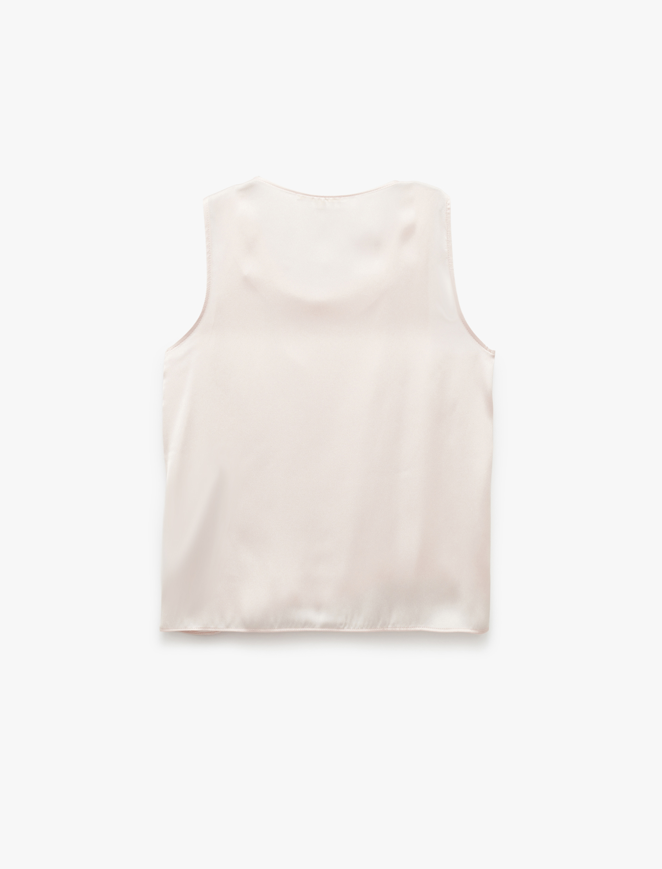   Kolsuz Şal Yaka Aksesuar Detaylı Saten Bluz