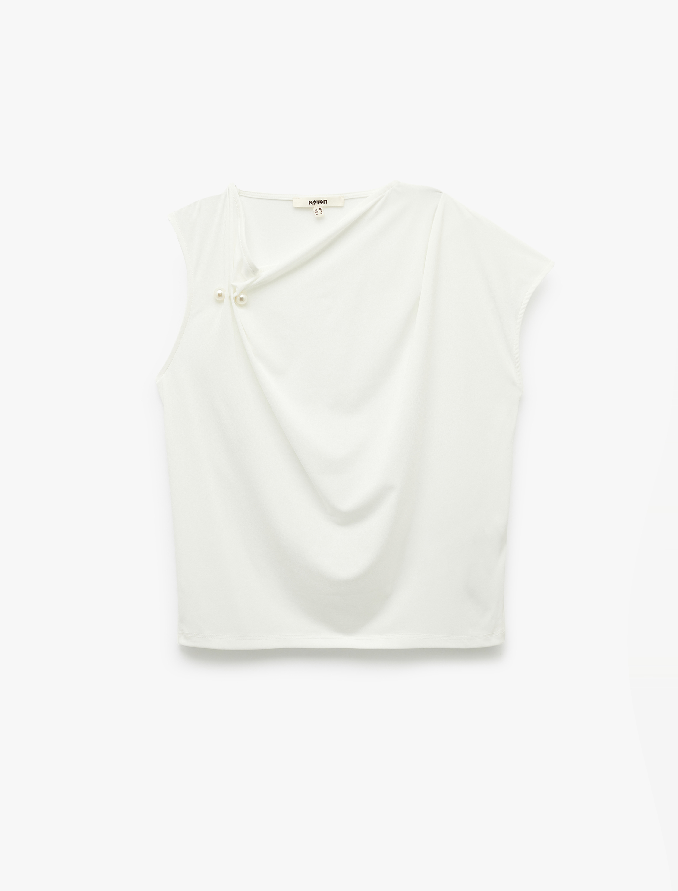   Sandy Kumaş İnci Detaylı Asimetrik Degaje Yaka Kolsuz Bluz