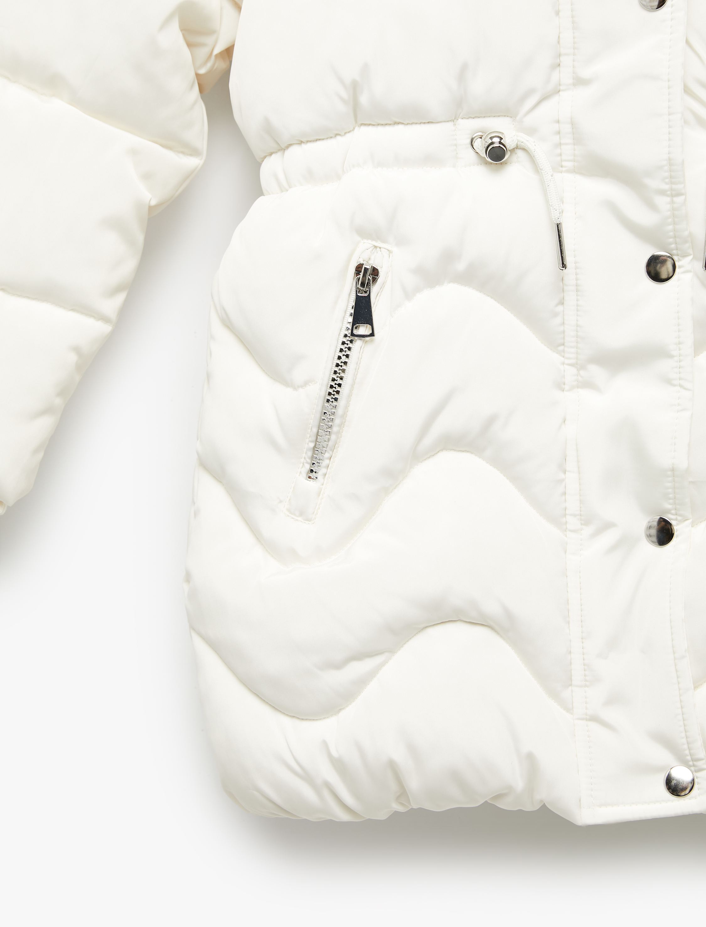  Kız Çocuk Uzun Kollu Peluş Detaylı Kapşonlu Fermuarlı Şişme Mont