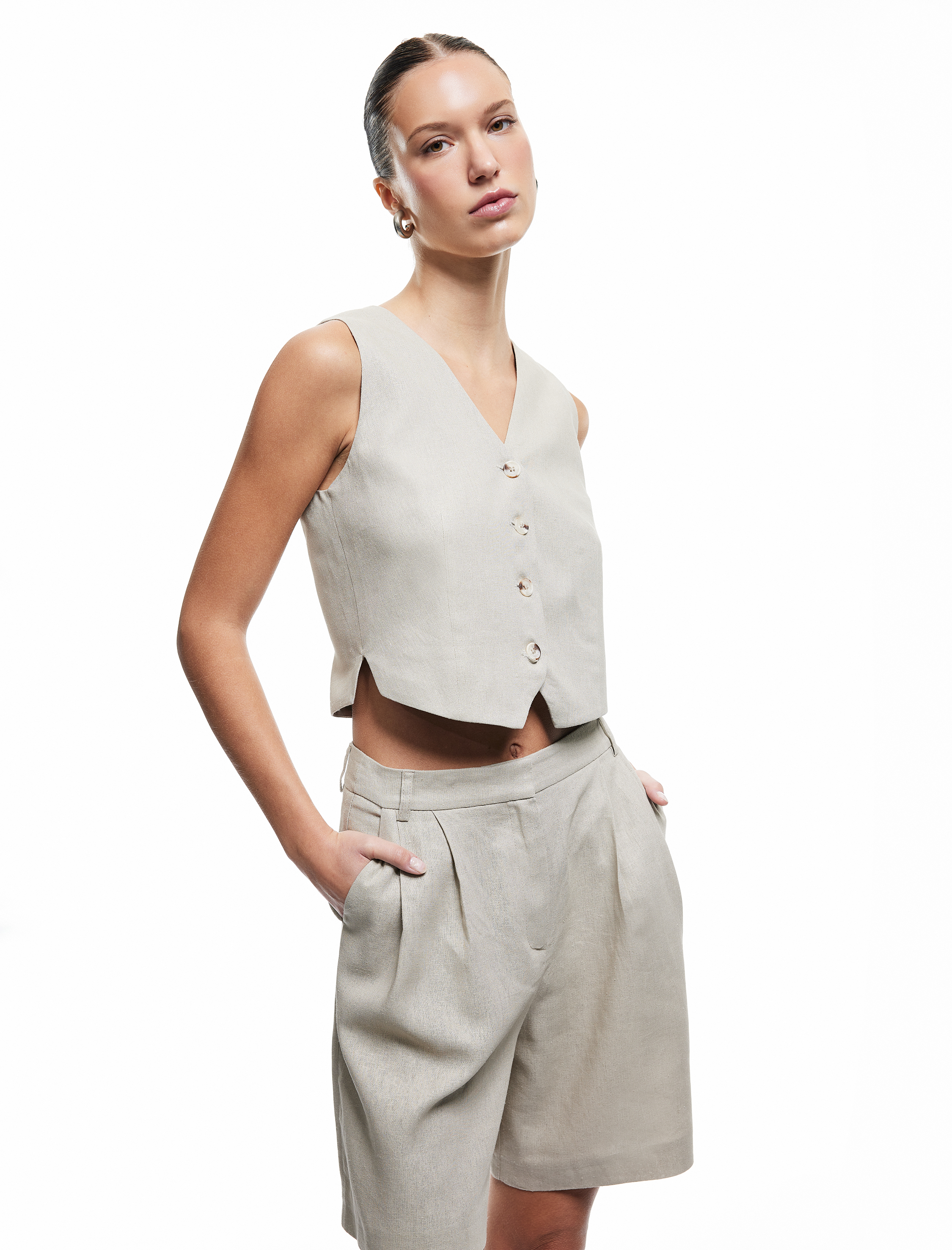 Kolsuz V Yaka Düğmeli Astarlı Keten Yelek