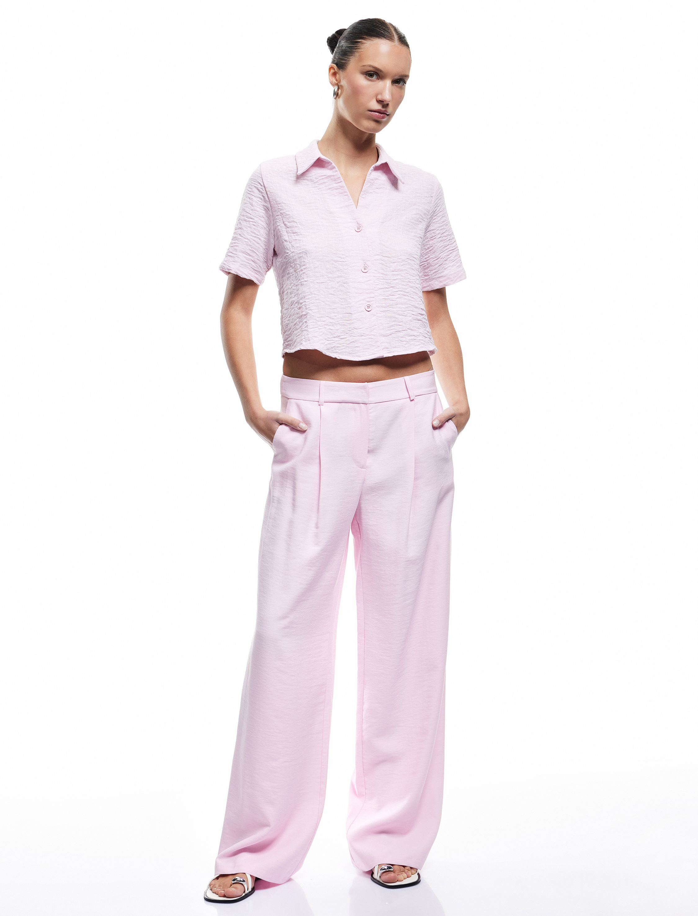   Keten Görünümlü Dokulu Klasik Yaka Kısa Kollu Gömlek