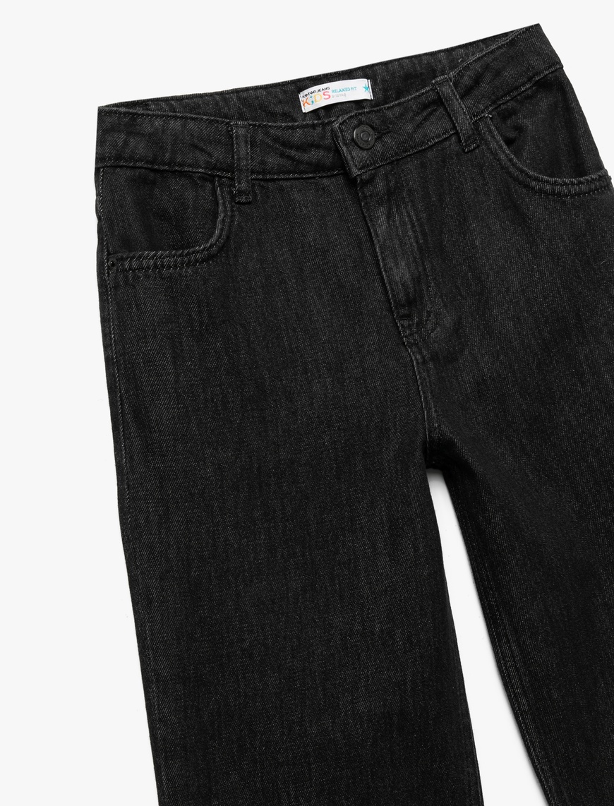  Erkek Çocuk Pamuklu Rahat Kesim Denim Pantolon
