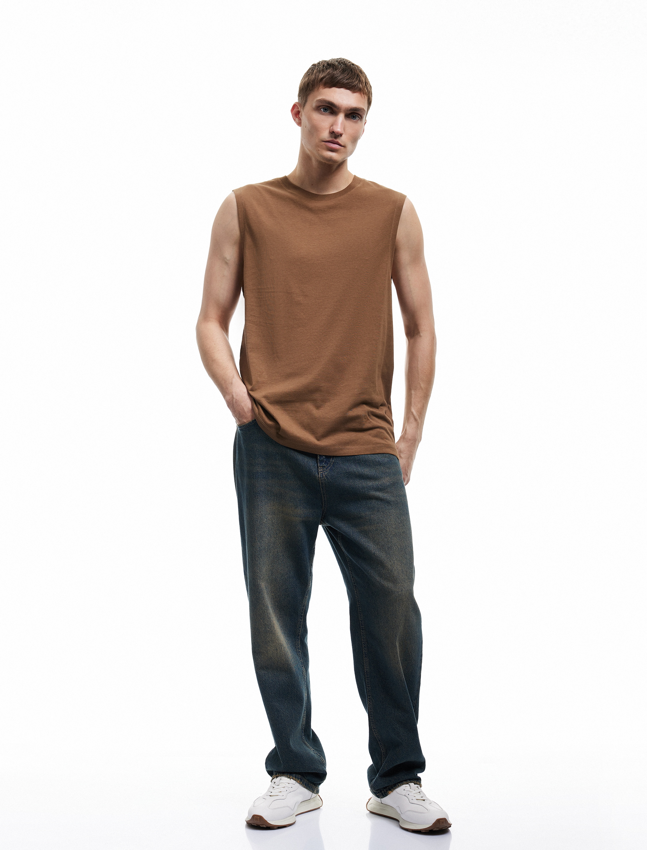   Bisiklet Yaka Regular Fit Pamuklu Kolsuz Tişört