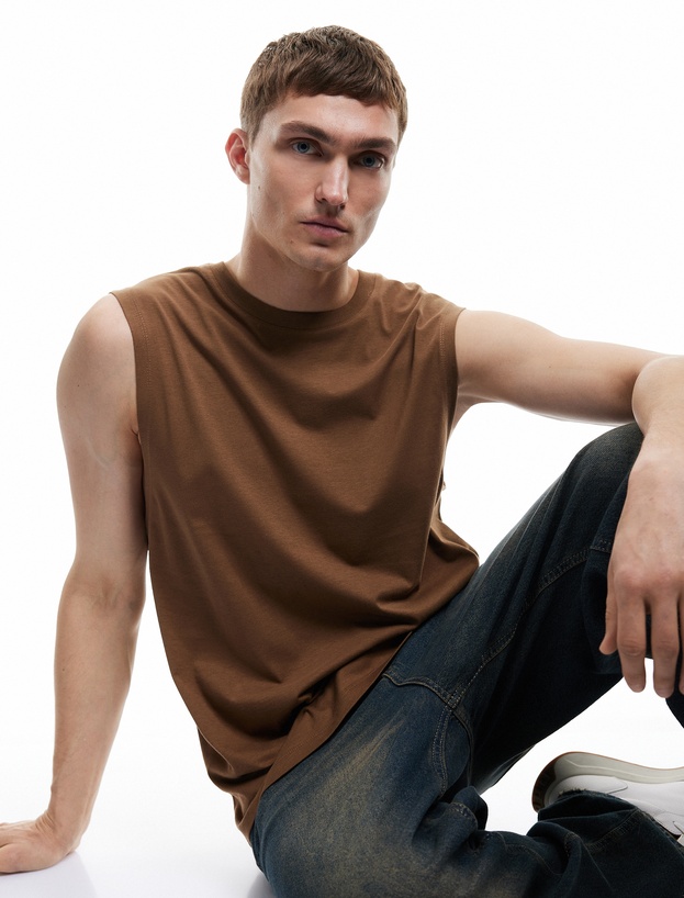 Bisiklet Yaka Regular Fit Pamuklu Kolsuz Tişört_0