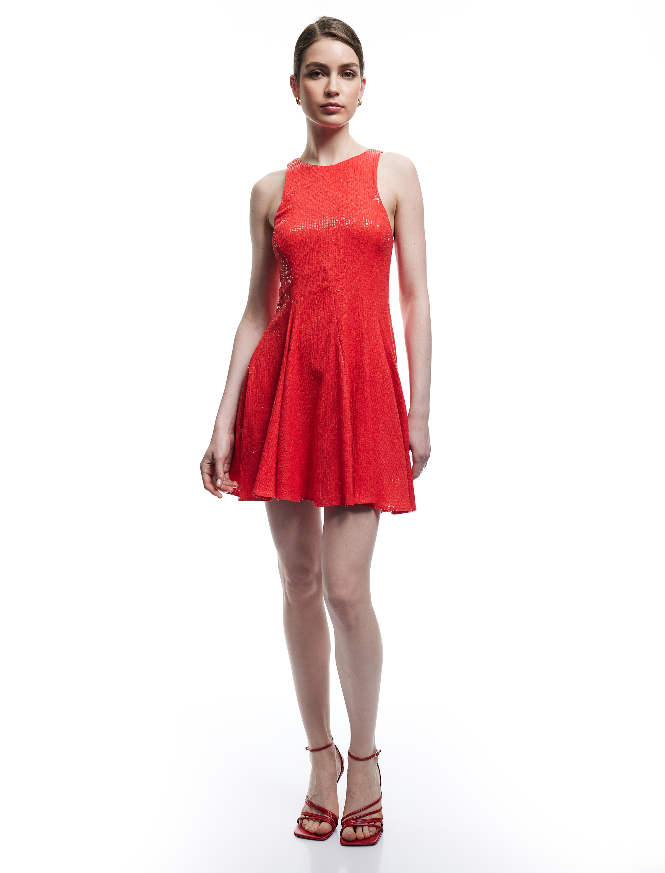   Slim Fit Astarlı Kolsuz Pullu Payetli Halter Yaka Mini Elbise