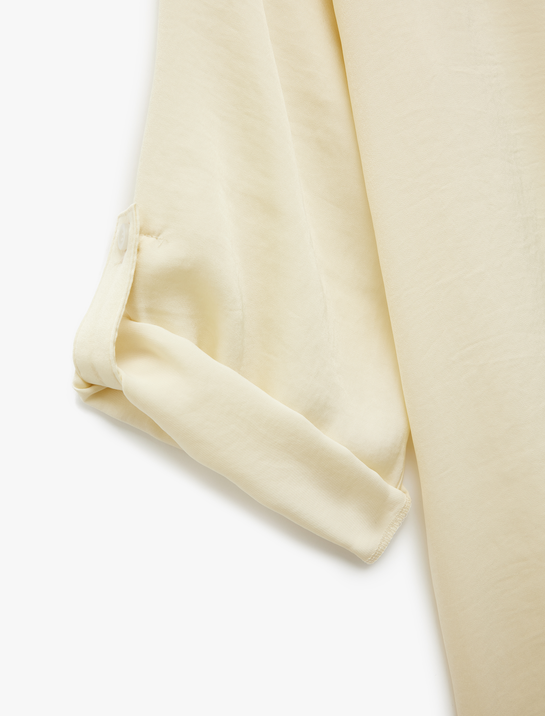   Aerobin Kumaş Kaçık Yaka 3/4 Kollu Saten Bluz