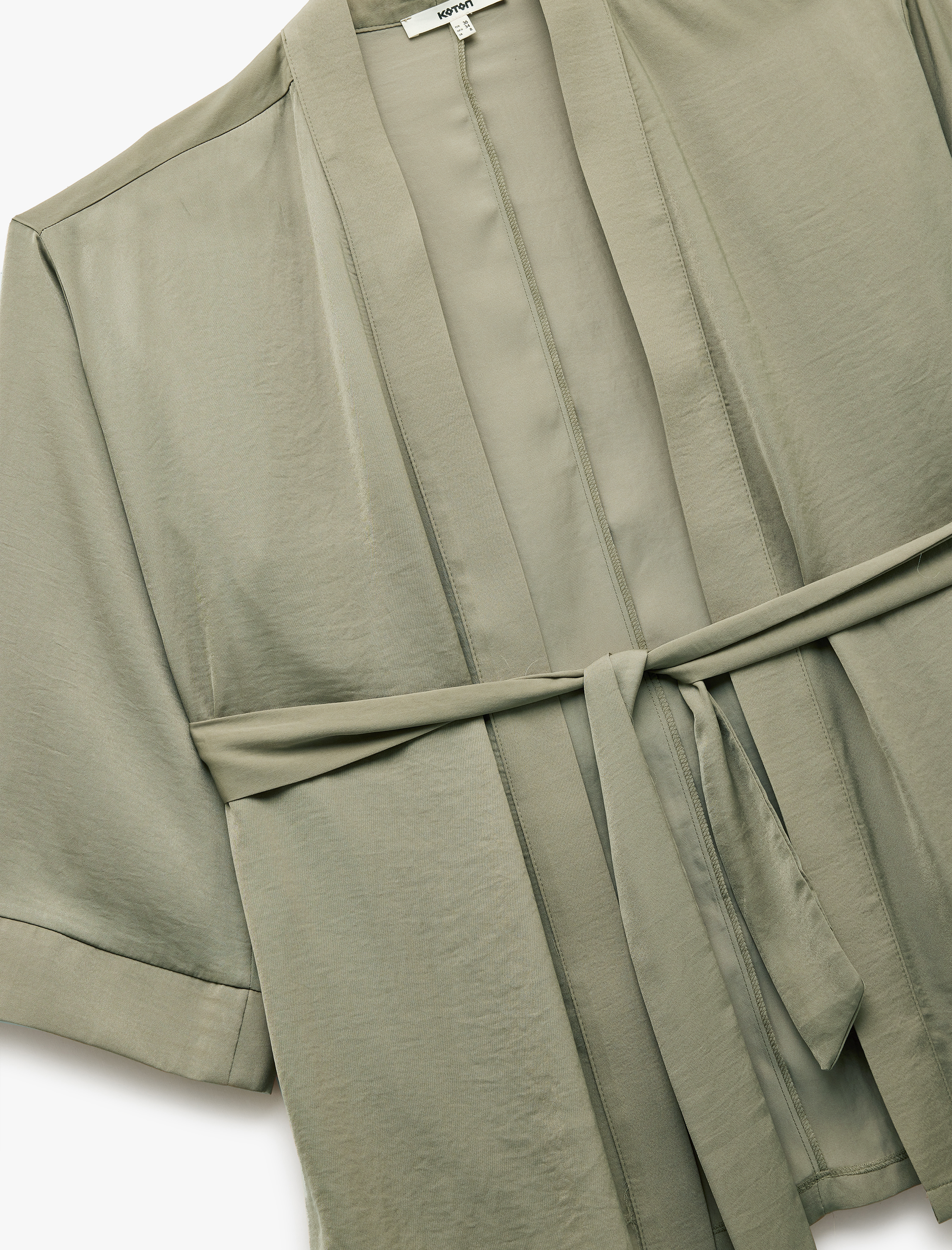   Aerobin Kumaş Kuşak Detaylı 3/4 Geniş Kollu Saten Kimono