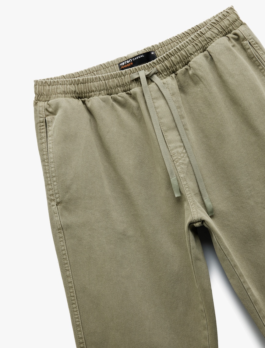  Cep Detaylı Pamuklu Straight Fit Beli Bağcıklı Gabardin Pantolon