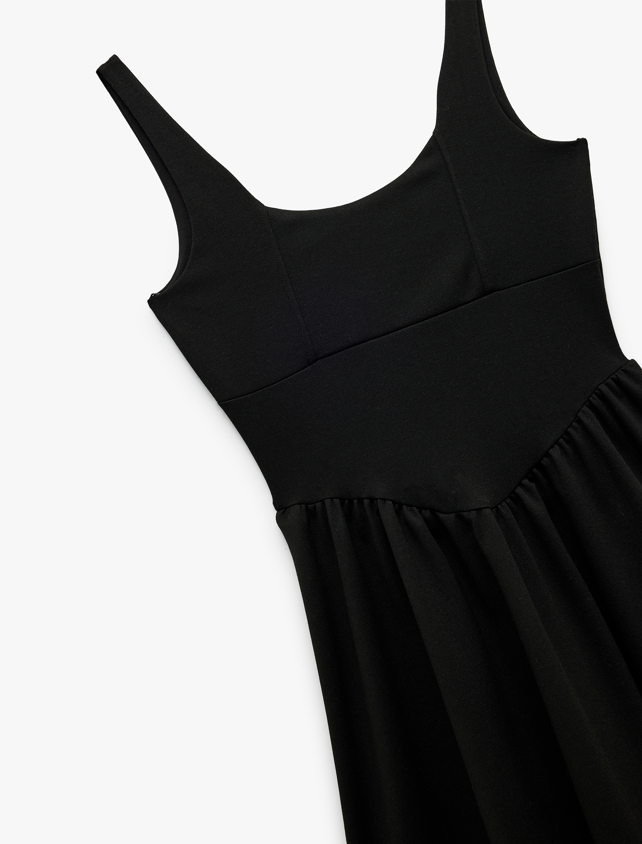   U Yaka Kolsuz Dikiş Detaylı Astarlı Viskon Karışımlı Mini Kloş Elbise