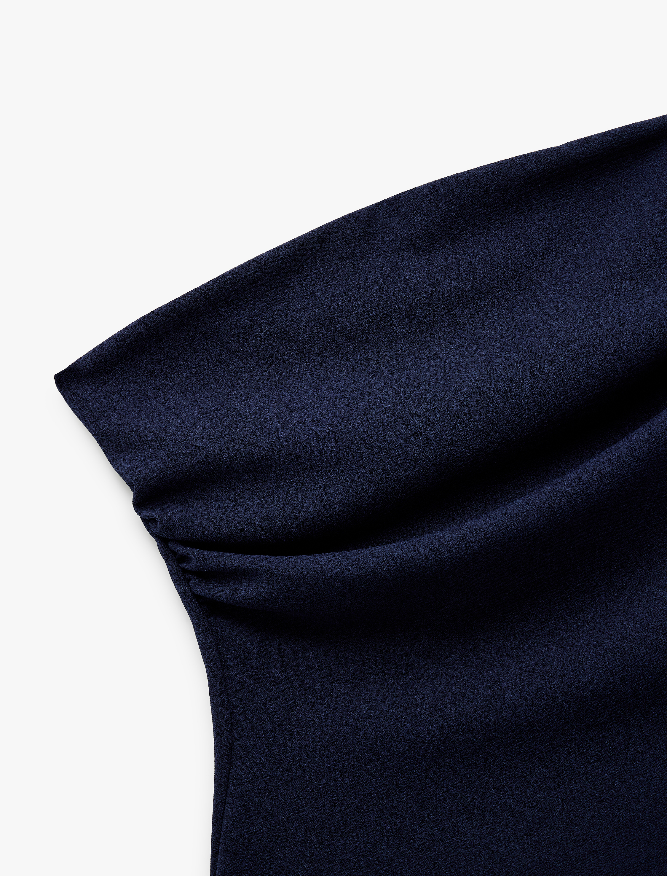 Krep Scuba Kumaş Drape Detaylı Asimetrik Straplez Body