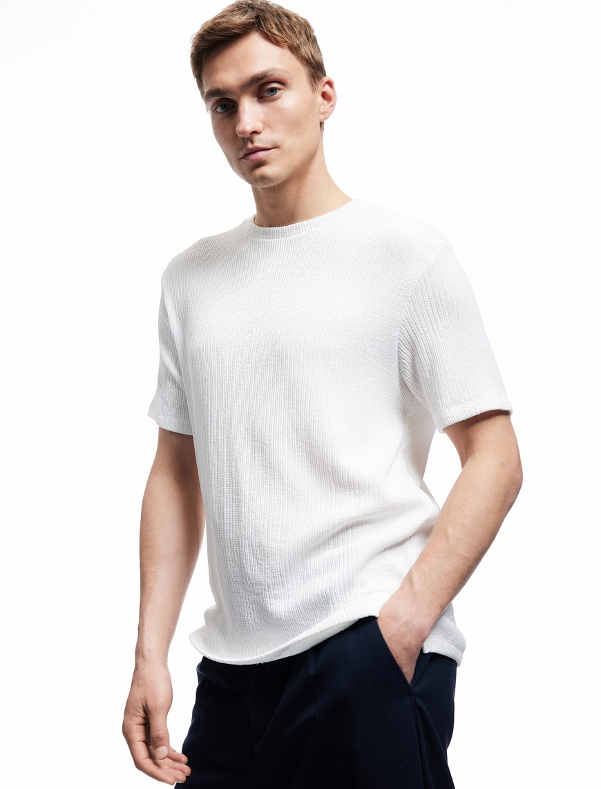   Regular Fit Kısa Kollu Bisiklet Yaka Basic Tişört