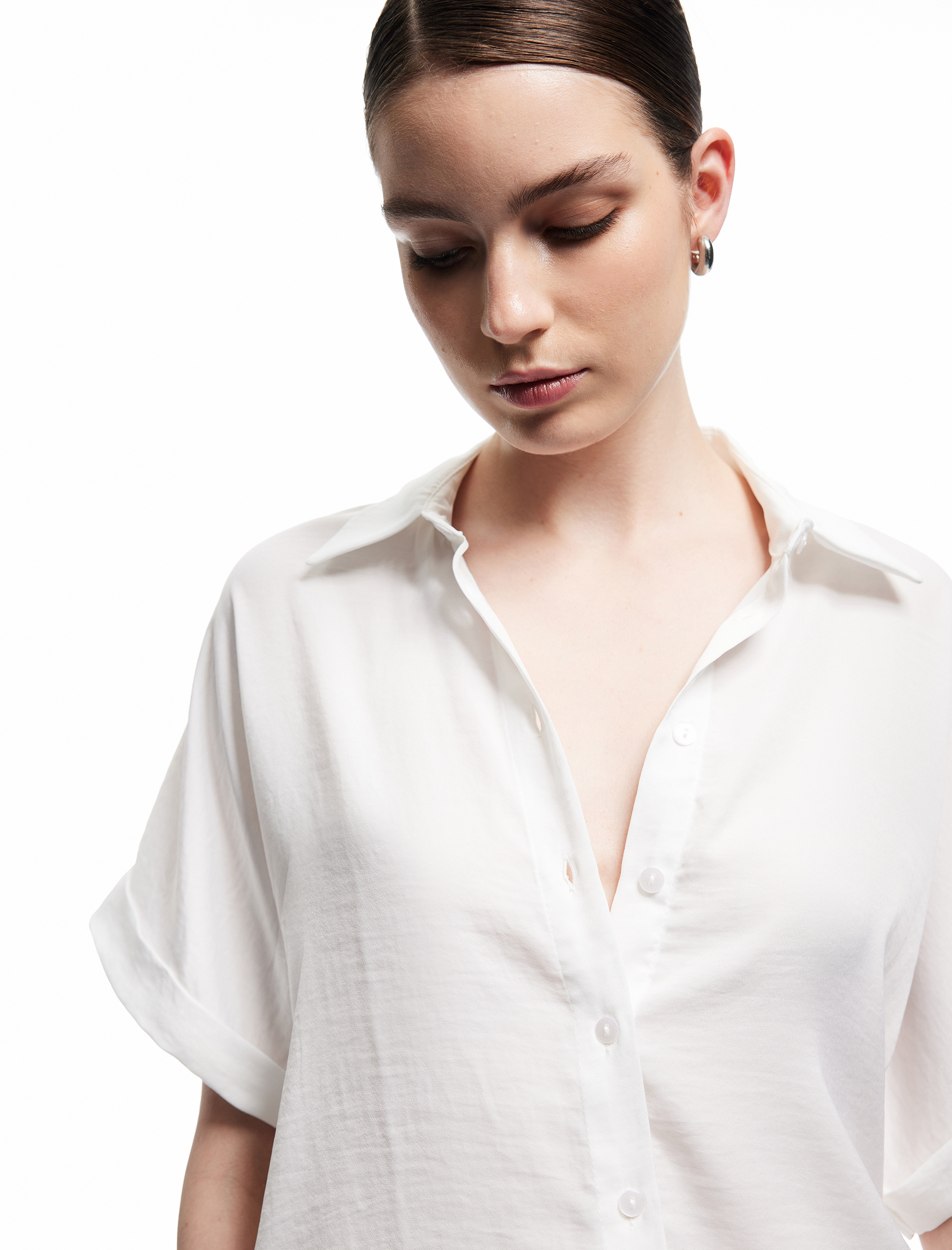 Aerobin Kumaş Kısa Kollu Klasik Yaka Saten Oversize Gömlek