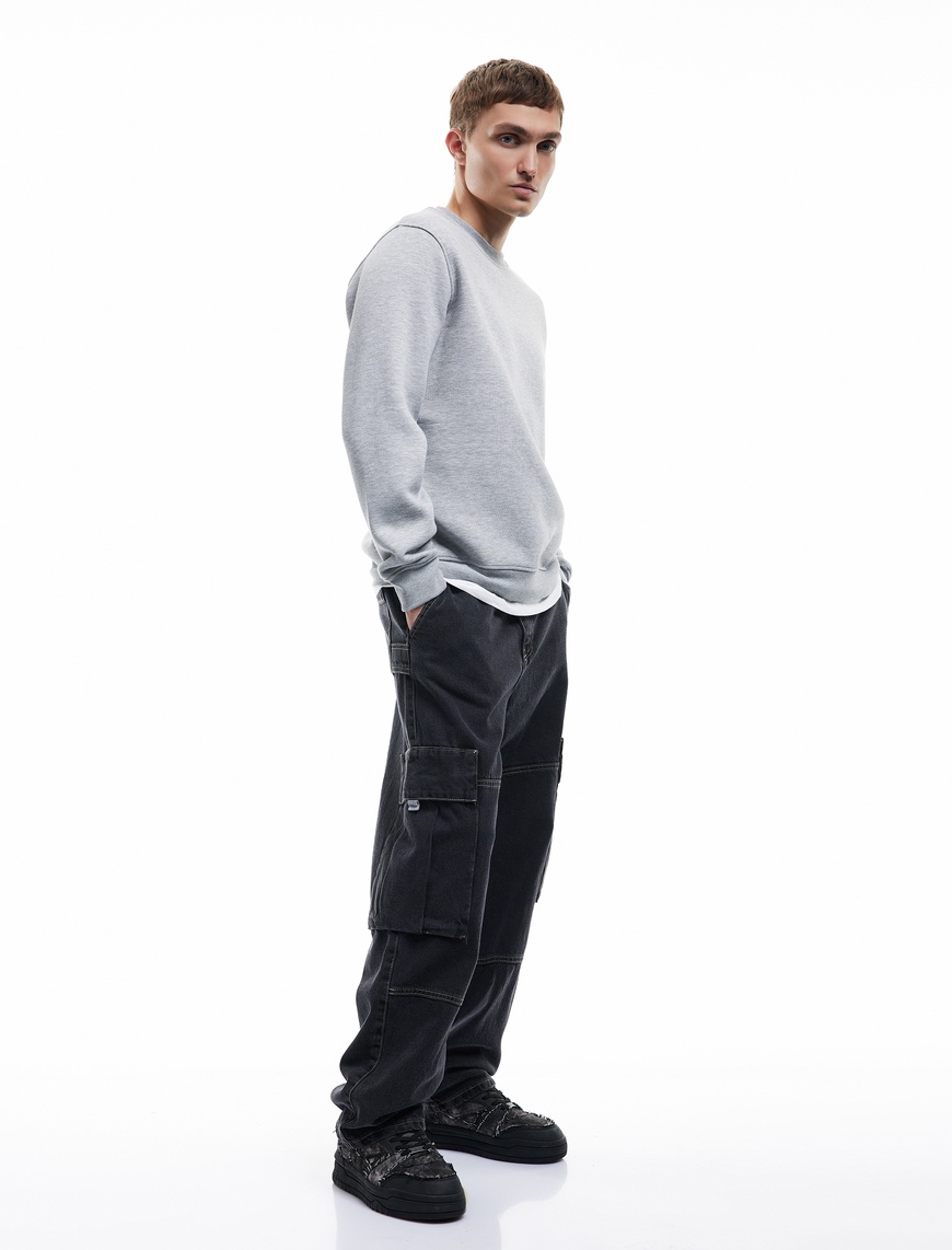   Uzun Kollu Şardonlu Kumaş Detaylı Bisiklet Yaka Sweatshirt