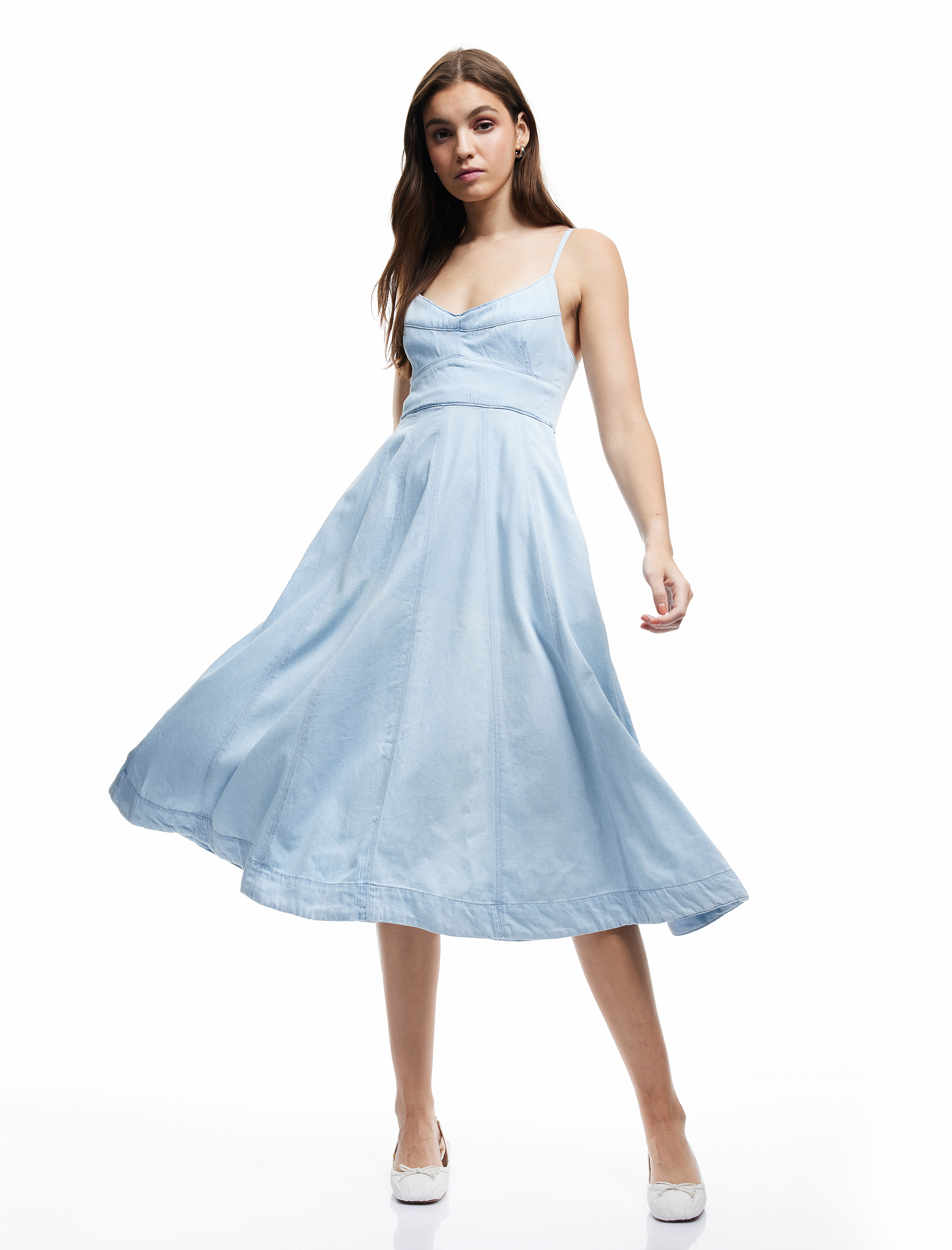   V Yaka İp Askılı Volanlı Dikiş Detaylı Midi Denim Elbise